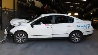 Veicolo di demolizione volkswagen passat berlina (3c2) edition plus dell'anno 2010 alimentato cbdc