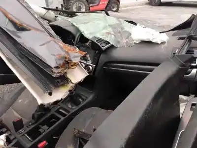 Véhicule à la ferraille subaru xv sport de l'année 2017 alimenté ee20