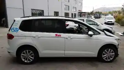 Veicolo di demolizione VOLKSWAGEN TOURAN (5T1) Advance BMT dell'anno 2017 alimentato DGDA