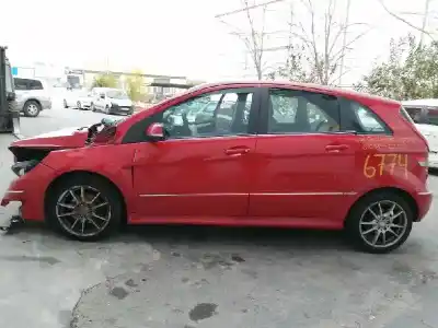 Veicolo di demolizione mercedes-benz clase b (w245) 180 cdi (245.207) dell'anno 2011 alimentato 640940