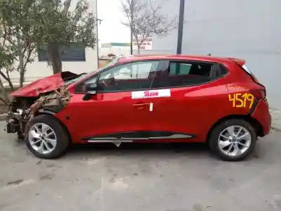 Здавання транспортного засобу RENAULT                                            CLIO IV                                                                                                                                                                                                                                                    Dynamique                                                                                                                                                                                                                                                  року 2017 потужний H4BB4