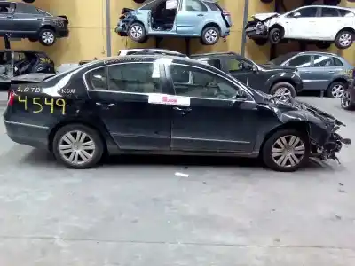 Здавання транспортного засобу VOLKSWAGEN PASSAT BERLINA (3C2) Edition року 2008 потужний BKP