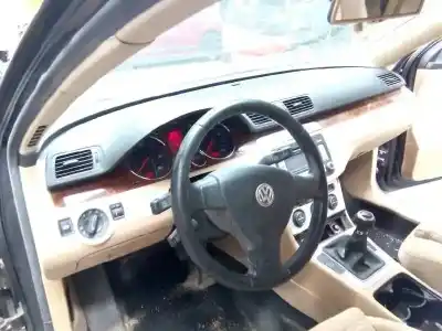 Vehicul casat volkswagen passat berlina (3c2) edition al anului 2008 alimentat bkp