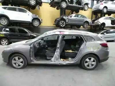 Veículo de Sucata renault megane iii sport tourer dynamique do ano 2011 alimentado k9k837