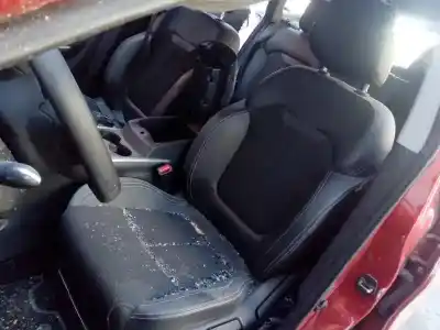 Veículo de Sucata renault kadjar business 4x4 do ano 2015 alimentado r9me4