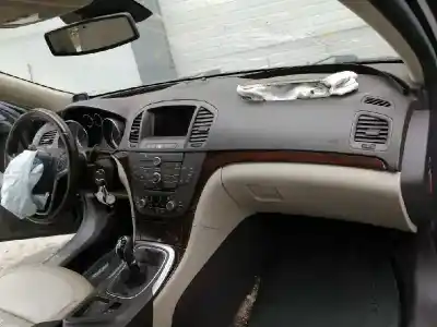 Veículo de Sucata opel insignia berlina sport do ano 2010 alimentado a20dth