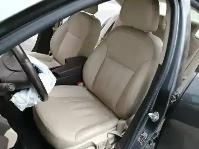 Veículo de Sucata opel insignia berlina sport do ano 2010 alimentado a20dth