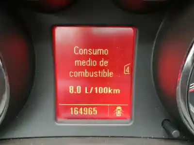 Veículo de Sucata opel insignia berlina sport do ano 2010 alimentado a20dth