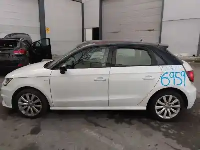 Veículo de Sucata AUDI A1 SPORTBACK (8XF) Attracted do ano 2015 alimentado CHZB