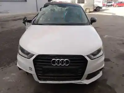 Veículo de Sucata audi a1 sportback (8xf) attracted do ano 2015 alimentado chzb