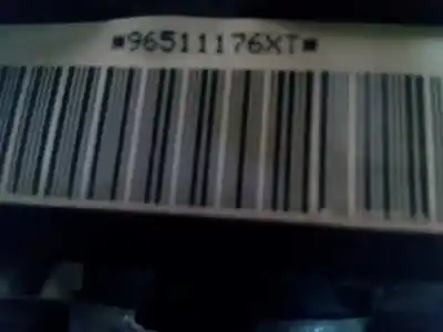 Véhicule à la ferraille citroen c5 berlina 2.0 hdi magic de l'année 2003 alimenté rhz