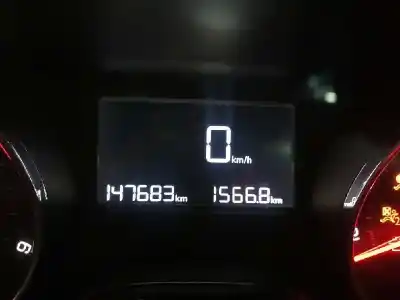 Veículo de Sucata peugeot 208 access do ano 2014 alimentado 8hr