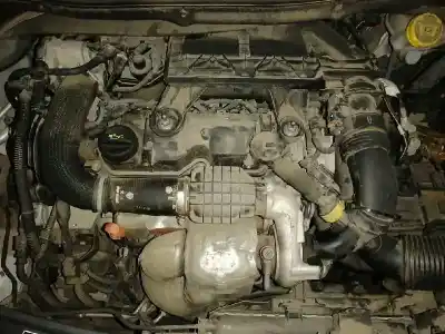 Veículo de Sucata peugeot 208 access do ano 2014 alimentado 8hr