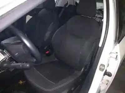 Veículo de Sucata peugeot 208 access do ano 2014 alimentado 8hr