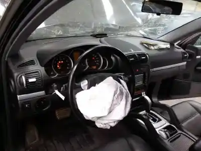 Scrapping Vehicle porsche cayenne (typ 9pa) s of the year 2003 powered m4800