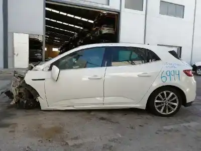 Veículo de Sucata renault megane iii berlina 5 p business do ano 2015 alimentado k9k656