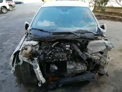 Veículo de Sucata renault megane iii berlina 5 p business do ano 2015 alimentado k9k656