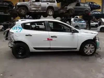 Sloopvoertuig RENAULT MEGANE III BERLINA 5 P Authentique van het jaar 2013 aangedreven K9K834