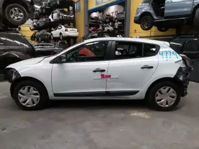 Veículo de Sucata renault megane iii berlina 5 p authentique do ano 2013 alimentado k9k834