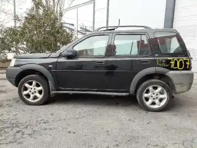 Veículo de Sucata LAND ROVER FREELANDER E Familiar do ano 2003 alimentado M47