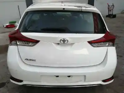 Vehicul casat toyota auris active al anului 2017 alimentat 1ndtv
