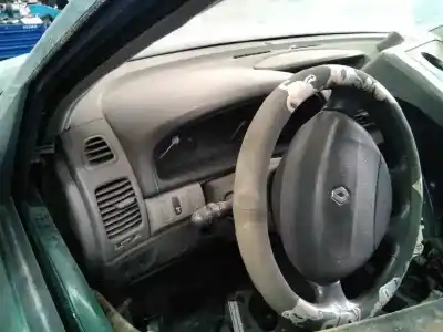 Veículo de Sucata renault laguna ii (bg0) authentique do ano 2001 alimentado f9q754