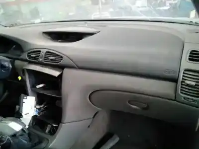 Veículo de Sucata renault laguna ii (bg0) authentique do ano 2001 alimentado f9q754