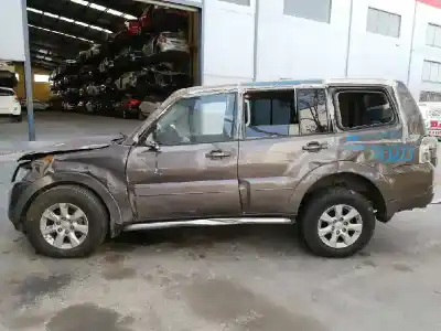 Vehículo de desguace mitsubishi                                         montero (v80/v90)                                                                                                                                                                                                                                          3.2 di-d edition 25                                                                                                                                                                                                                                        del año 2012 con motor 4m41