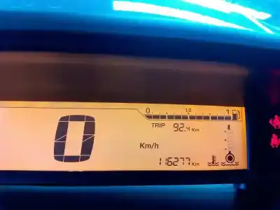 Vehicul casat citroen c4 coupe vtr al anului 2010 alimentat 9hx