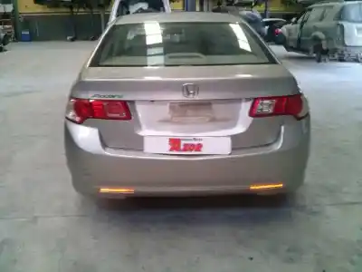 Veículo de Sucata honda accord berlina (cu) luxury do ano 2010 alimentado n22b1