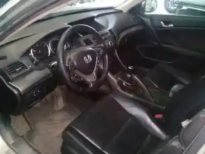 Veículo de Sucata honda accord berlina (cu) luxury do ano 2010 alimentado n22b1