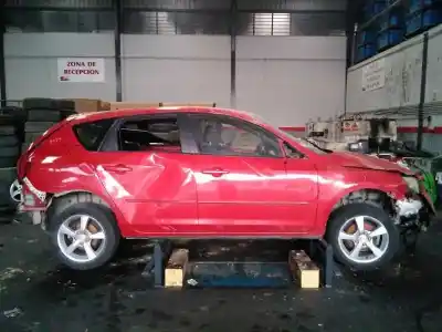 Veículo de Sucata MAZDA 3 BERLINA (BK) 1.6 CD Diesel CAT do ano 2004 alimentado Y6