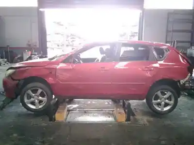 Sloopvoertuig mazda 3 berlina (bk) 1.6 cd diesel cat van het jaar 2004 aangedreven y6