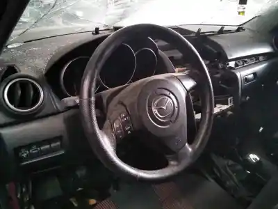 Sloopvoertuig mazda 3 berlina (bk) 1.6 cd diesel cat van het jaar 2004 aangedreven y6