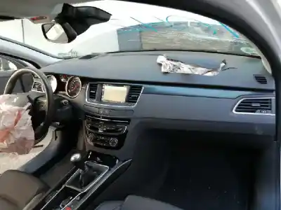 Verschrottungsfahrzeug peugeot                                            508                                                                                                                                                                                                                                                        active                                                                                                                                                                                                                                                     des jahres 2015 angetrieben bhz