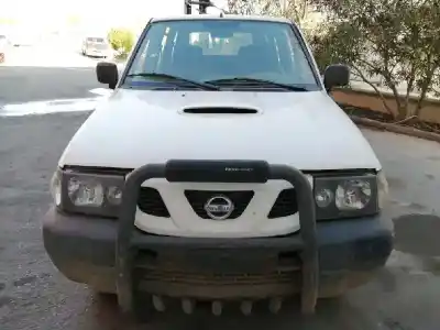 Veículo de Sucata nissan terrano/terrano.ii (r20) aventura do ano 2002 alimentado td27ti