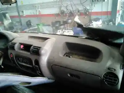 Scrapping Vehicle renault master desde ´98 base caja cerrada l1h1 rs 3078 of the year 2000 powered s8jw7