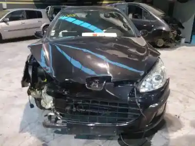 Vehicul casat peugeot 407 st confort pack al anului 2005 alimentat rhr