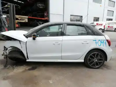 Verschrottungsfahrzeug AUDI                                               A1 SPORTBACK (8XF)                                                                                                                                                                                                                                         Attracted                                                                                                                                                                                                                                                  des Jahres 2015 angetrieben CUSB