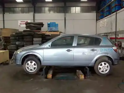 Véhicule à la ferraille OPEL ASTRA H BERLINA Cosmo de l'année 2007 alimenté 