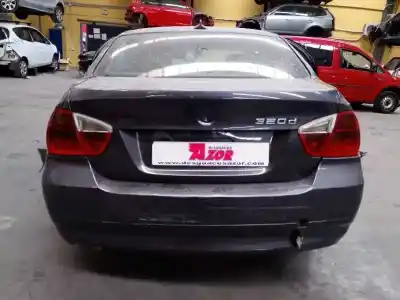Scrapping Vehicle bmw serie 3 berlina (e90) 320d of the year 2006 powered n47d20c