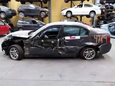 Scrapping Vehicle bmw serie 3 berlina (e90) 320d of the year 2006 powered n47d20c
