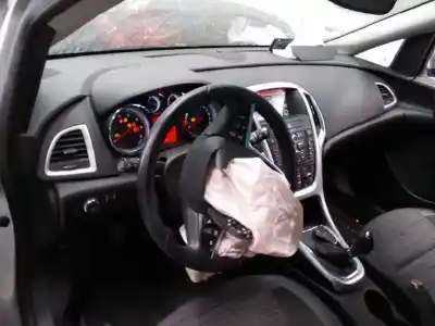 Veículo de Sucata opel astra j lim. sportive do ano 2015 alimentado a20dth