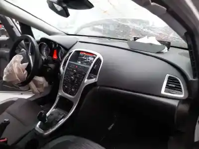 Veículo de Sucata opel astra j lim. sportive do ano 2015 alimentado a20dth