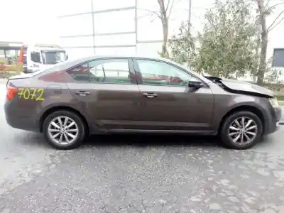 Hurda Aracı SKODA OCTAVIA LIM. (5E3) Ambition Yılın 2014 güçlü CLHA