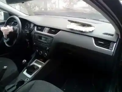 Veículo de Sucata skoda octavia lim. (5e3) ambition do ano 2014 alimentado clha