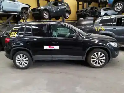 Véhicule à la ferraille VOLKSWAGEN                                         TIGUAN (5N2)                                                                                                                                                                                                                                               T1 BlueMotion                                                                                                                                                                                                                                              de l'année 2014 alimenté CFFB