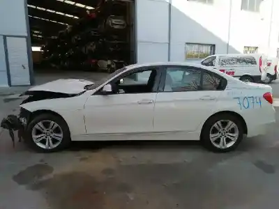 Vehicul casat BMW SERIE 3 LIM. (F30) 318d al anului 2012 alimentat N47D20U