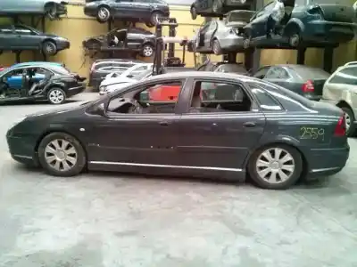 Veículo de Sucata citroen c5 berlina 2.0 exclusive do ano 2006 alimentado d-rhr