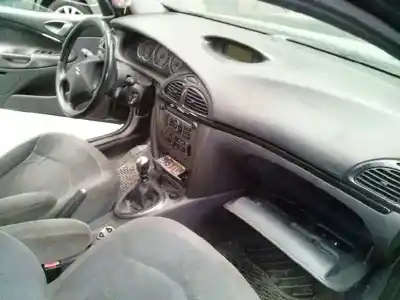 Veículo de Sucata citroen c5 berlina 2.0 exclusive do ano 2006 alimentado d-rhr